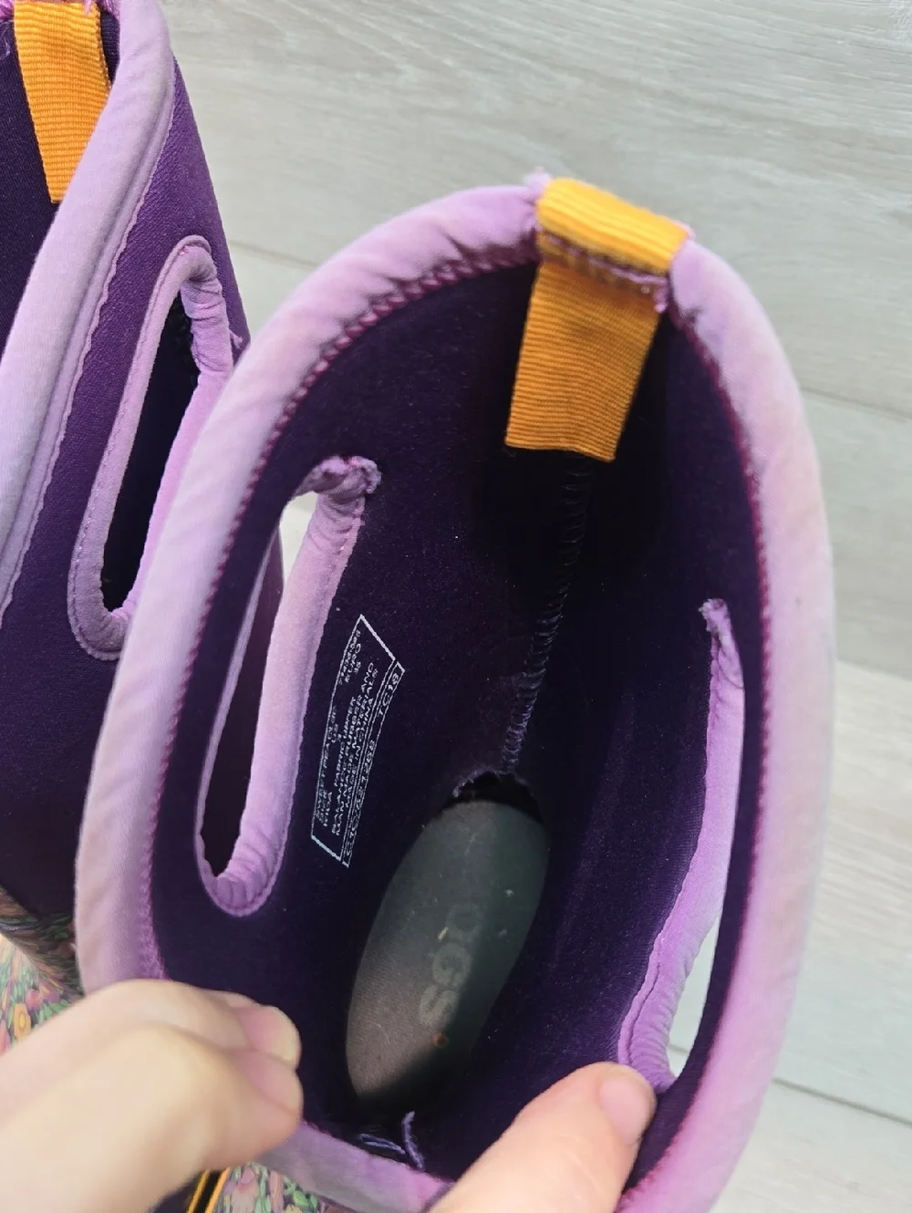 Bogs Kids' Big Girl Purple Floral Rain Boots Shoea Sz 3
